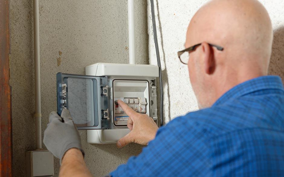recherche travail électricien bâtiment Corbeil-Essonnes